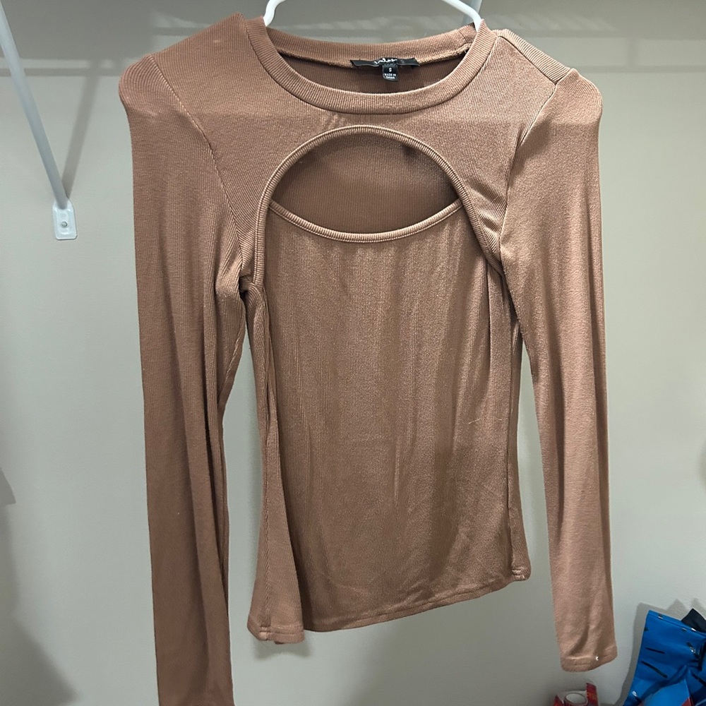 Lulu's Floral And Solid Blouses Collection - image 3